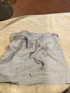 White House Black Market Light Gray Elastic Waist Skirt